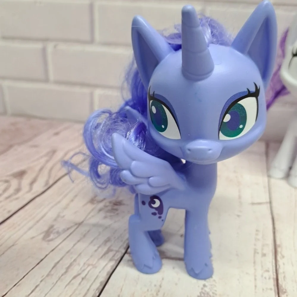 Lot of 3 My Little Pony 6